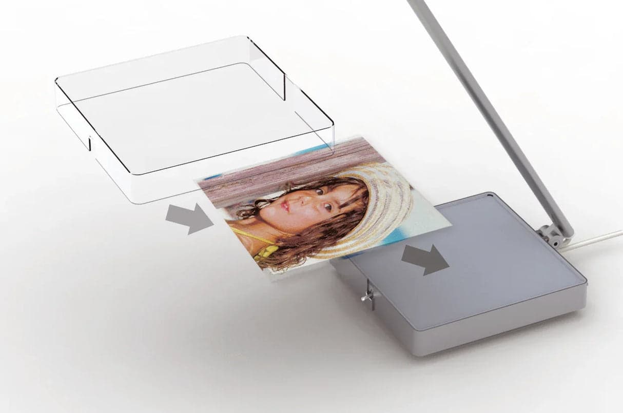 Aura LED Desk Lamp